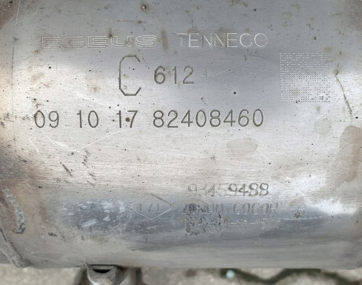 RENAULT TRAFIC III 1.6 DCI CATALYSEUR SILENCIEUX 82408460 82408460 208006060R