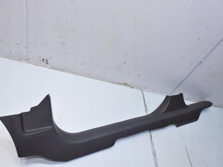 MOULURE PROTECTION SEUIL DROIT AVANT OPEL ASTRA III H 13113980