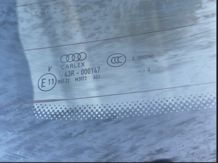AUDI A4 8W B9 LIFT 20-25R COUVERCLES DE COFFRE COUVERCLES DE COFFRE UNIVERSEL LY9B