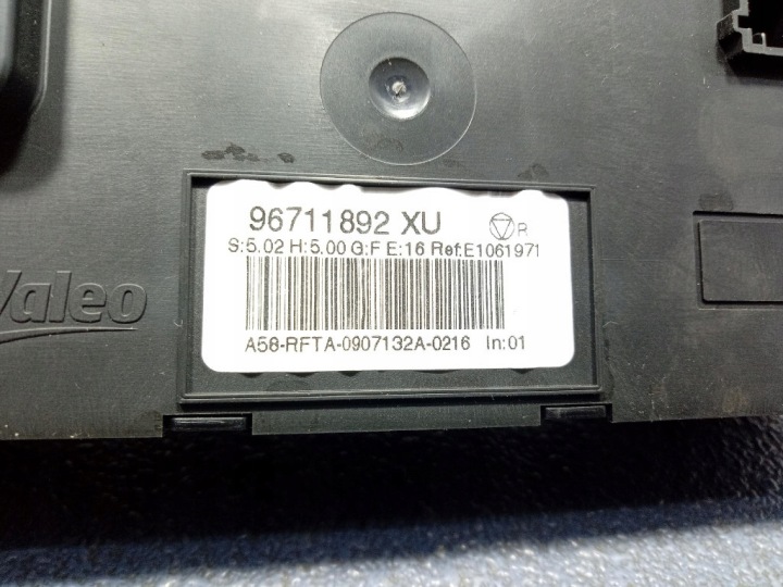 CITROEN C3 PICASSO COMMUTATEUR PANNEAU CLIMATISATION CONDUIT D'AIR 96711892XU