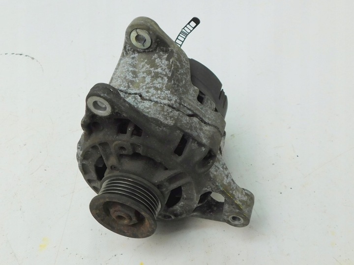 AUDI A4 B5 1.6 94-01 ALTERNATEUR 058903016 0123310022 PASSAT B5