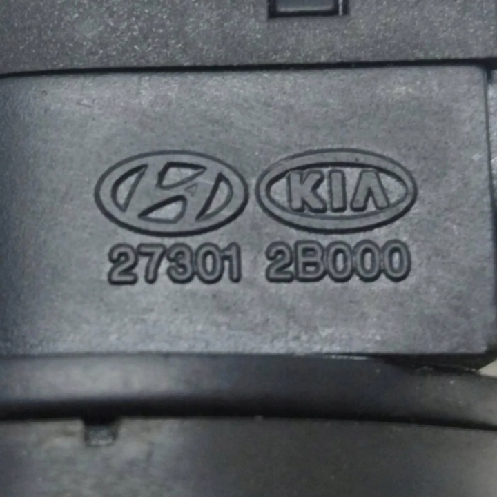CONDUITES DE DÉRIVATION HAUTE TENSION HYUNDAI I30 ESTATE (FD) 273012B000 1.4L