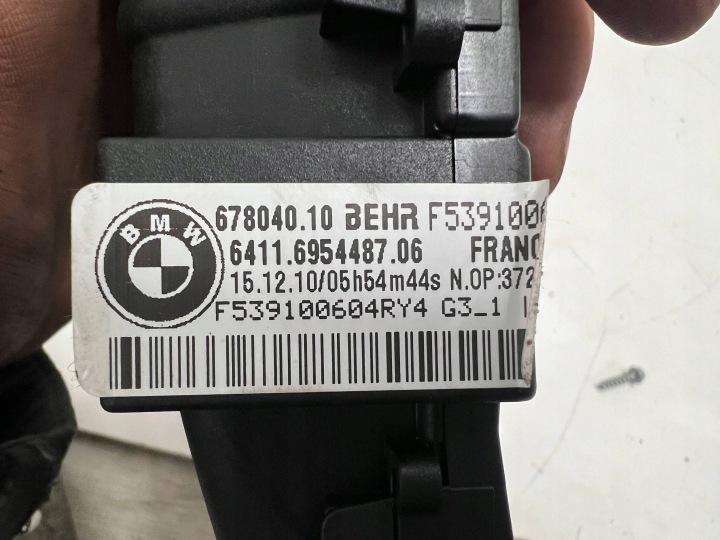BMW X6 X5 E70 SUPPLÉMENTAIRE CHAUFFAGE AIR GAUCHE