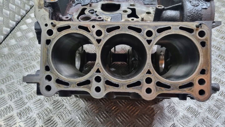 BLOC MOTEUR NOMINAL 059103021AR BMK AUDI A6 C6 4F Q7 4L 3.0 TDI