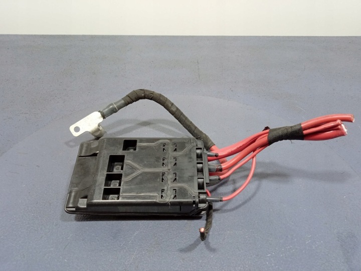 BMW 1 F40 DISTRIBUTEUR COURANT 6822570