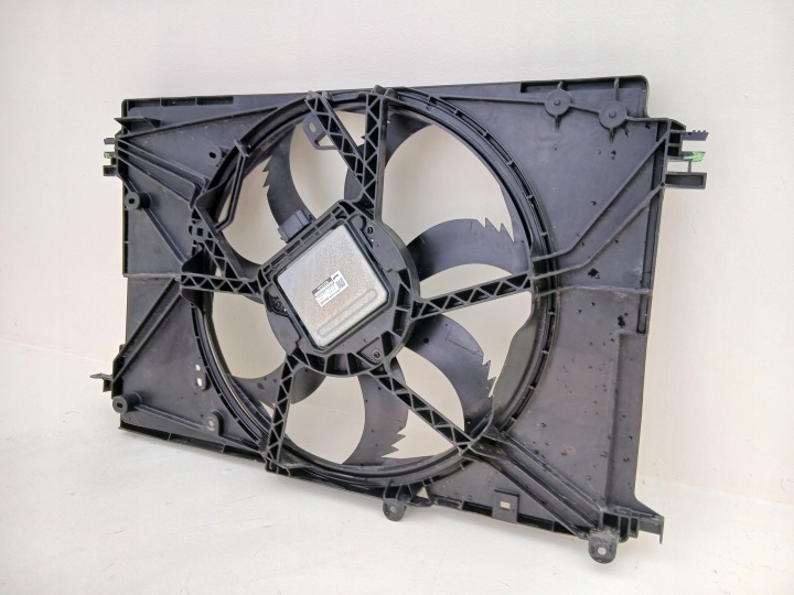 TOYOTA RAV4 RAV-4 V 5 2019- VENTILATEUR RADIATEUR CHÂSSIS 16363-31500