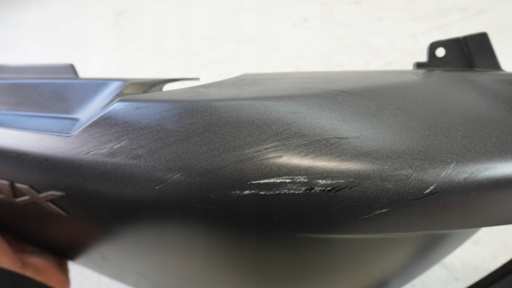 L444 YAMAHA T-MAX TMAX XP 500 CÔTÉ DÉFLECTEUR D'AIR PROTECTION PLASTIQUE
