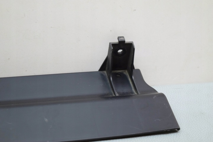 ADMISSION AIR RADIATEUR KIA SPORTAGE (QL) F129135010 1.6L GASOLINE 130KW