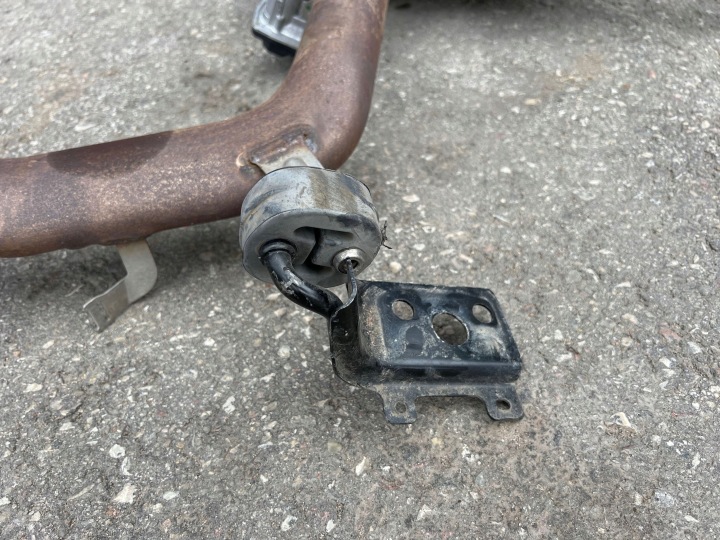 2023 AUDI A4 S4 B9 8W SILENCIEUX ÉCHAPPEMENT 8W0253411AH