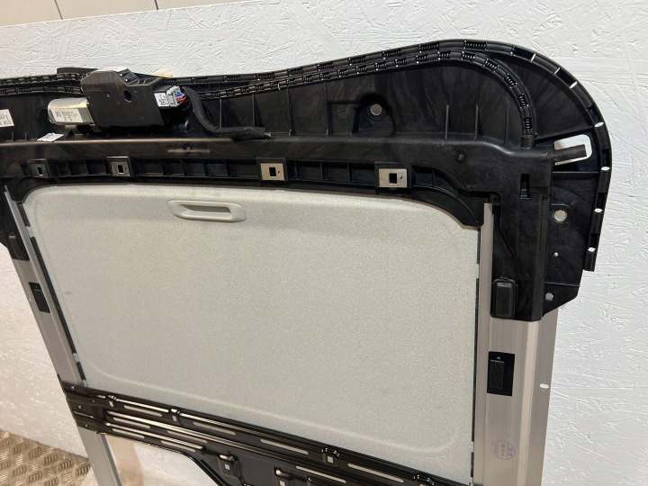 TOIT OUVRANT COMPLET KIA NIRO 81600AT000