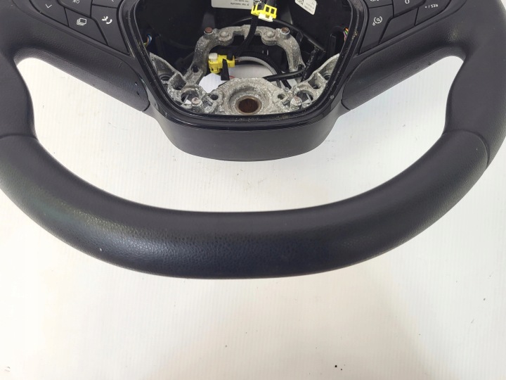 VOLANT 484004585R RENAULT CLIO V 2020R 1.5 DCI DV369