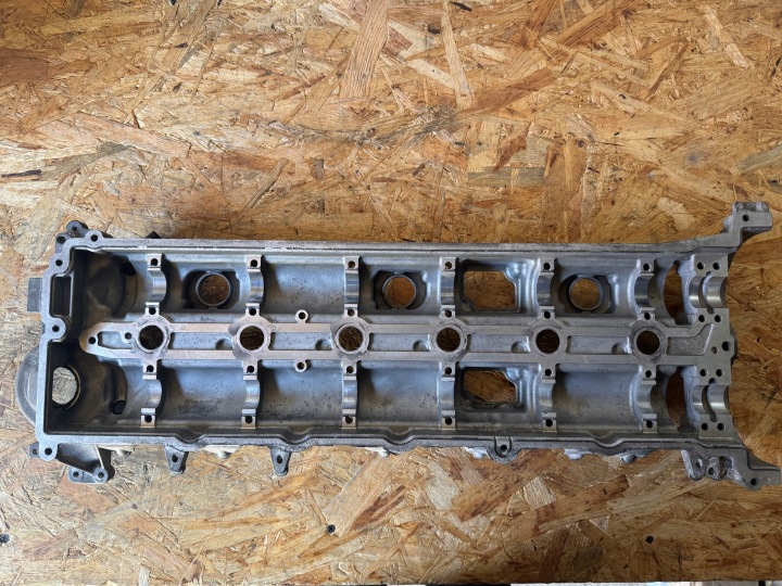 MERCEDES W238 W222 E43 LIFT 3.0 B M256 367 KM COUVERCLE DE SOUPAPES A2560160200