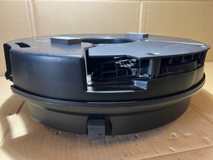 AUDI Q5 80A HAUT-PARLEUR SUBWOOFER BANG OLUFSEN 80A035382A