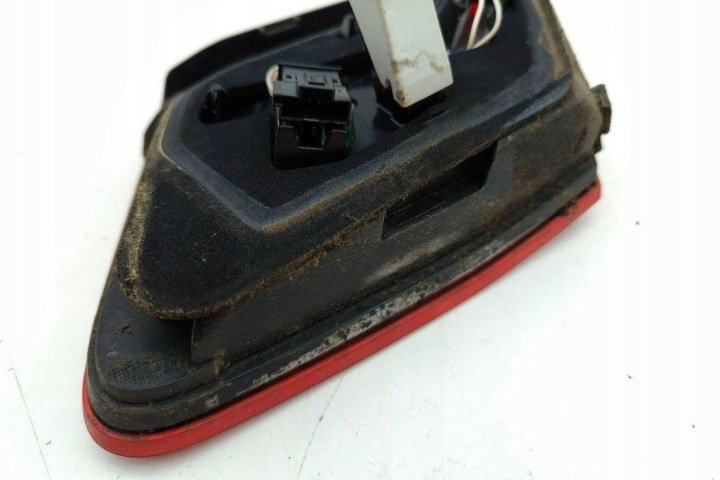 DROITE PHARE COUVERCLES DE COFFRE COUVERCLES DE COFFRE MERCEDES-BENZ E (W212) A046317 3.0L DIESEL