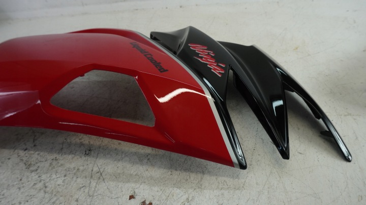 K44 KAWASAKI NINJA EX 650 20- CÔTÉ DÉFLECTEUR D'AIR PROTECTION 55028-0829