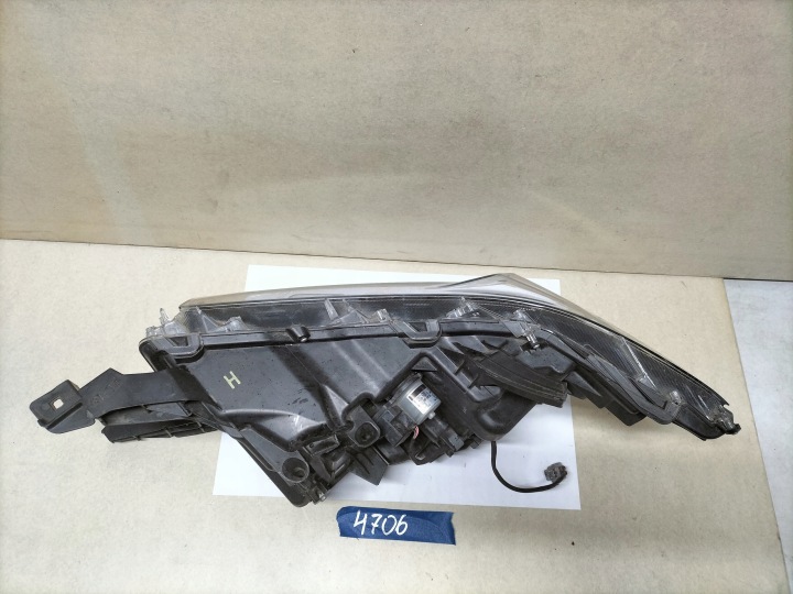 TOYOTA LAND CRUISER 150 COMPLET LED PROJECTEUR R (SZCZECIN-GORZOW- POZNAŃ 4706