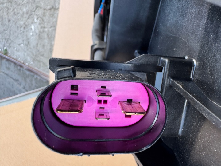 VENTILATEUR RADIATEURS HYUNDAI KONA II 2 2023 KIA 25304-HF000