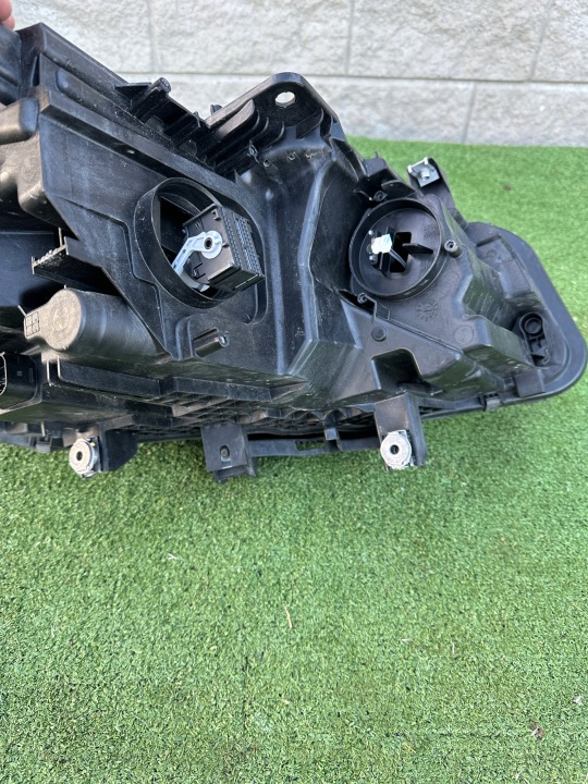 BMW 2 F45 F46 LIFT PHARE GAUCHE AVANT AVANT ADAPTIVE LED