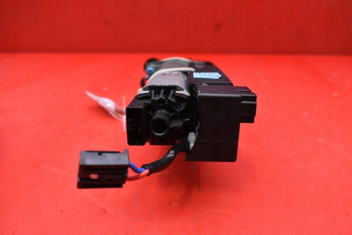 SERVOMOTEUR COUVERCLES DE COFFRE GAUCHE 3AF827383A VW PASSAT B7 UNIVERSEL 10-15