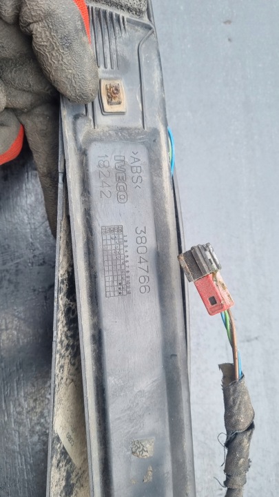 IVECO DAILY IV 06-12 LANTERNE PHARE AMPOULE STOP PIED