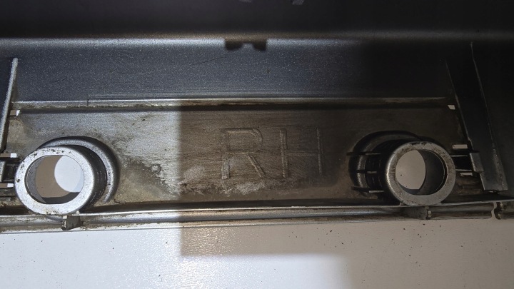 TOYOTA PRIUS III 3 MOULURE SEUIL DROITE 75850-47010