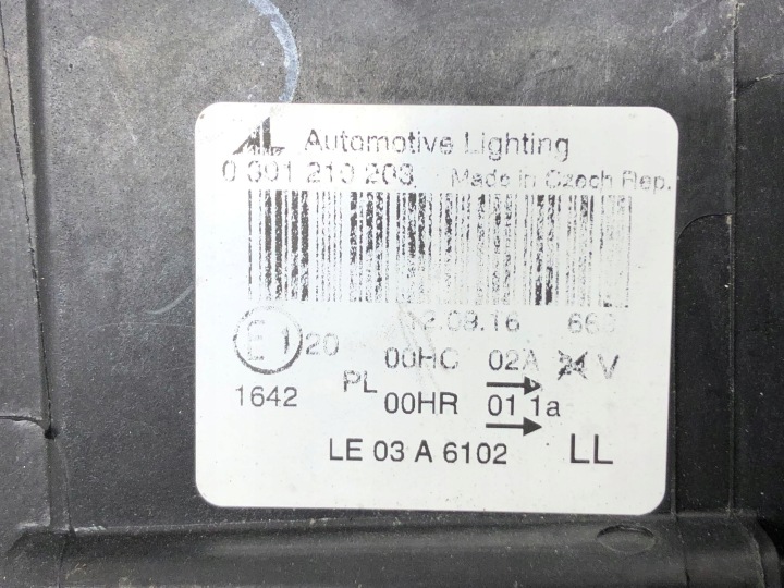 PROJECTEUR BMW X3 E83 2007
