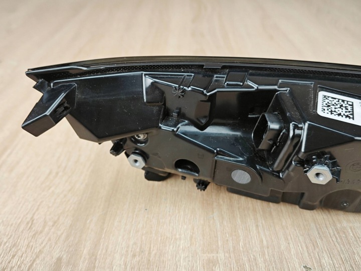 ORIGINALE PHARE COUVERCLES DE COFFRE LED DROIT ARRIÈRE BMW 8 G16 G15 G14 7445778 30KM EUROPE