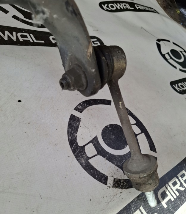 STABILISATEUR BARRE DE LIAISON AVANT MERCEDES W463/4 A4633206801