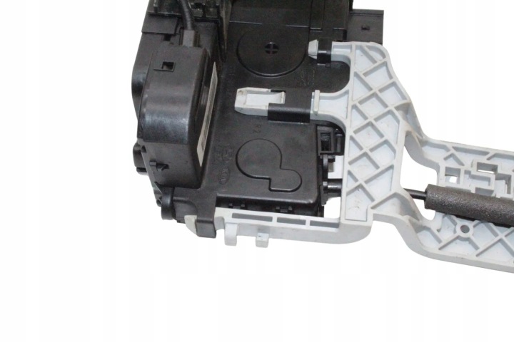 SERRURE DROITS AVANT PORTES KIA SPORTAGE (SL) 813203U020 23970864 2.0L