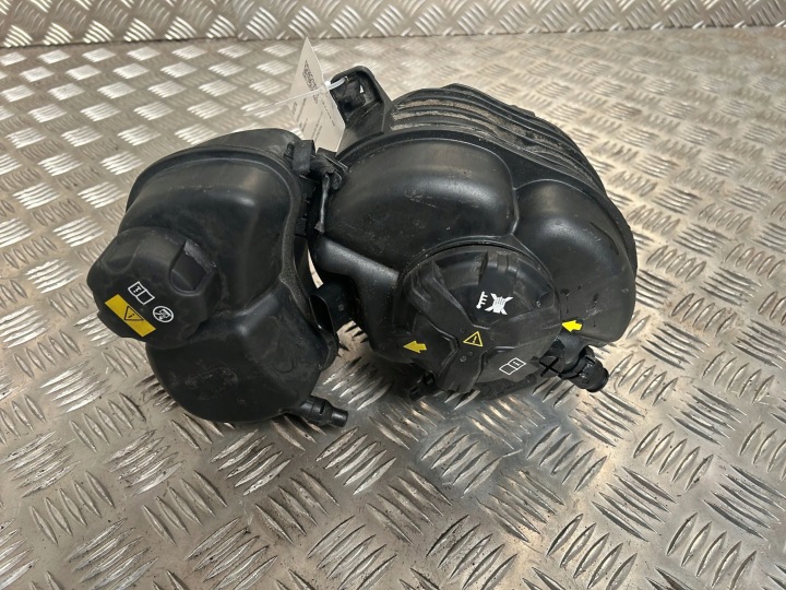 BMW 3 G20 G21 2020 RÉSERVOIR D'EXPANSION CHLODZIWA