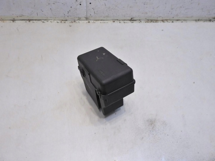 CHÂSSIS BOÎTES FUSIBLES ESPACE IV 2.0 T