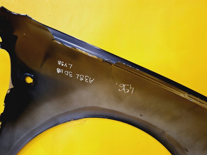 AILE GAUCHE AVANT AVANT AUDI A3 8L 96-00 LAK: LY9B NR496