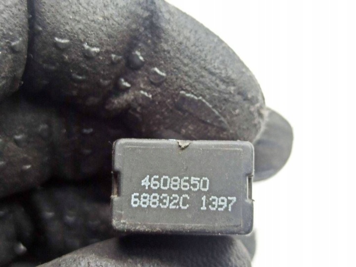 RELAIS MERCEDES-BENZ CLS (C219) 4608650 34312387 3.0L 2005