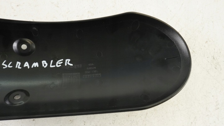 H331 TRIUMPH STREET SCRAMBLER AILE PASSAGE DE ROUE AVANT T9700774