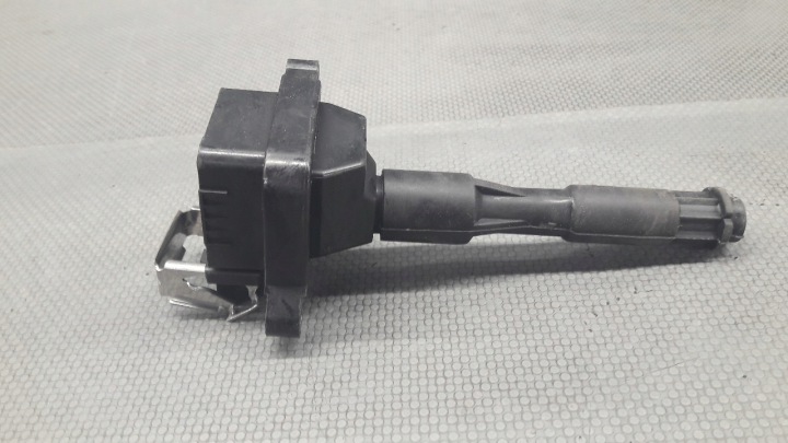 0040100302 BOBINE ALLUMAGE BMW E39 2.0