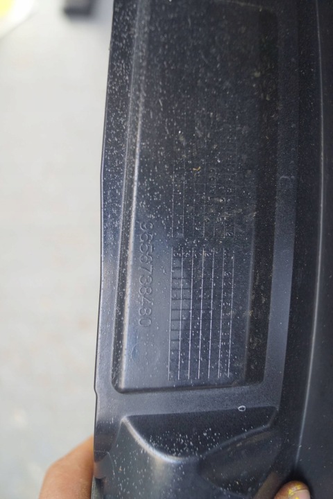 PEUGEOT 308 I T7 AILE DROIT AVANT (B3053)