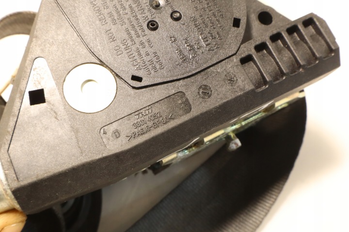 CEINTURE DE SÉCURITÉ GAUCHE AVANT VOLKSWAGEN TOURAN I LIFT 1.4TSI