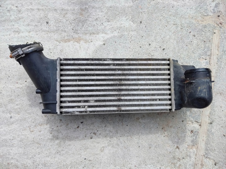 ÉCHANGEUR AIR-AIR CITROEN C4 2.0 HDI 9656525880