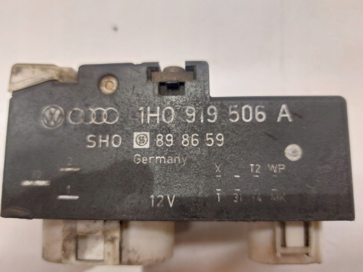 VOLKSWAGEN PASSAT B3 1990 CONTRÔLEUR MODULE VENTILATEURS