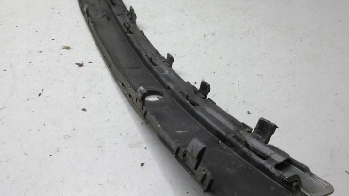 AUDI A8 S8 D3 4E 4E0807224A MOULURE PARE-CHOCS AVANT DROITE