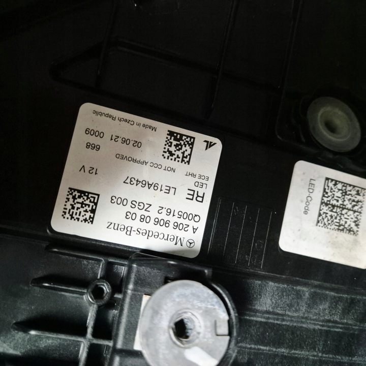 MERCEDES C CLASSE W206 PERFORMANCE PHARE L+P COMPLET LED EUROPE