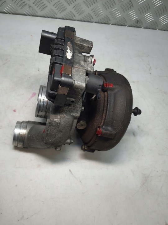 GUIDE TURBOCOMPRESSEUR MERCEDES W164 W251 W204 W212 W221 3.0 6420908580