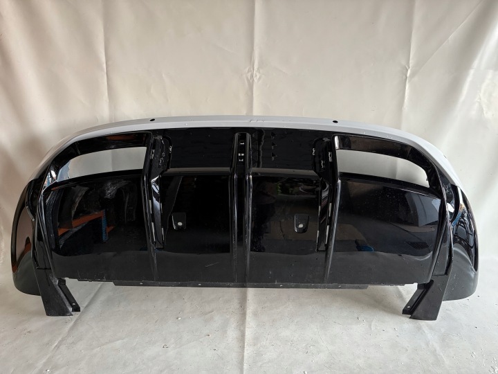PARE-CHOCS ARRIÈRE ARRIÈRE AUDI E-TRON GT RS 4J3 4J3807421B PERFORMANCE