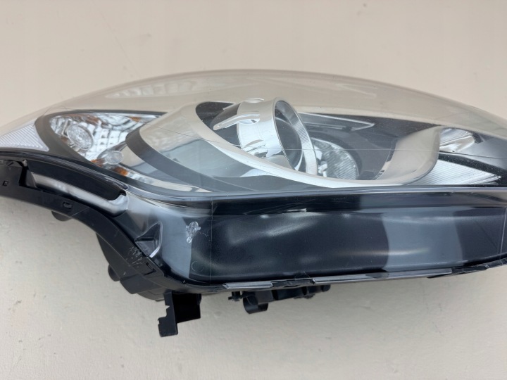 HYUNDAI I30 II 2 12-17R PHARE DROITE AVANT DROIT AVANT 92102-A6010