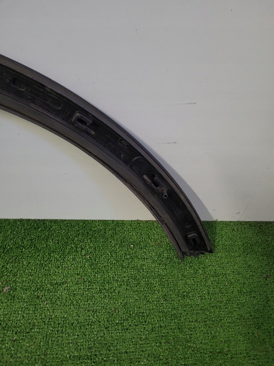 AUDI Q4 89A ETRON MOULURE GARDE-BOUE GAUCHE AVANT REVÊTEMENT SUR AILE 89A853717C