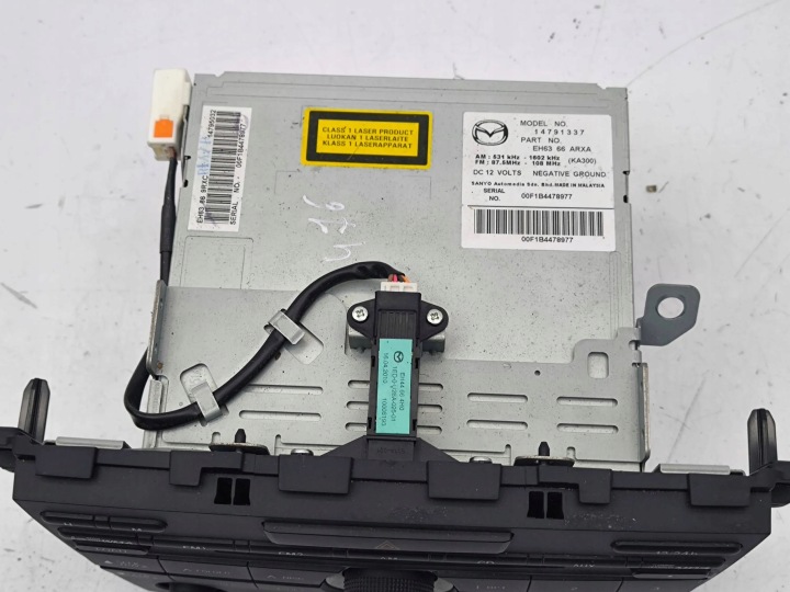 MAZDA CX-7 2011 PANNEAU AUTORADIO CD/DVD/GPS