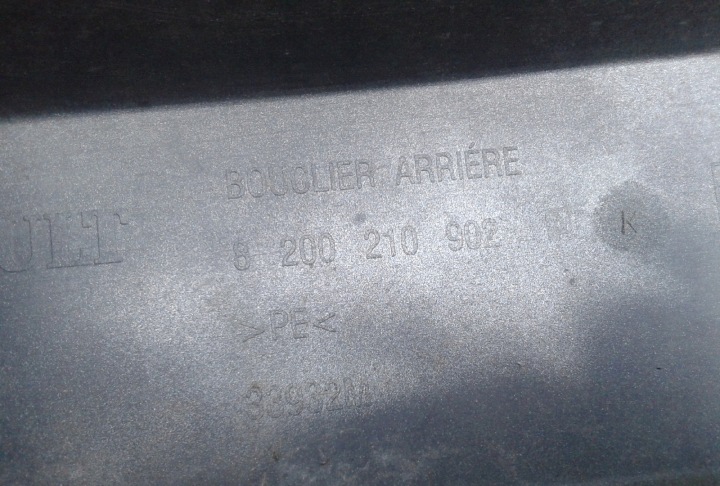 PARE-CHOCS ARRIÈRE 8200210902 DACIA LOGAN BERLINE 04-08R