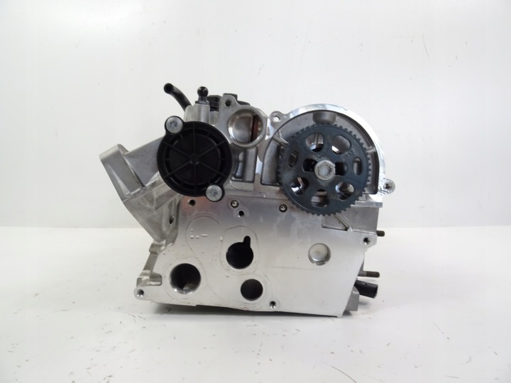 KAMIQ 1.0 TSI CULASSE 04C103404S 04C103479H 2021