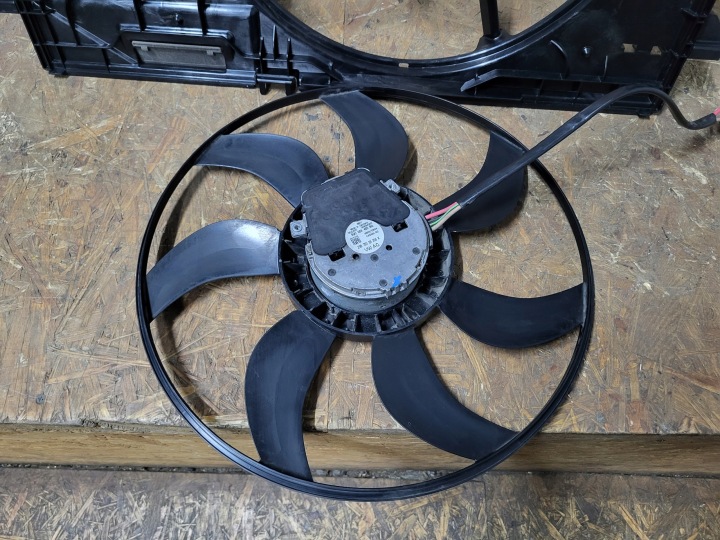 VENTILATEUR RADIATEUR VW TRANSPORTER 12-
