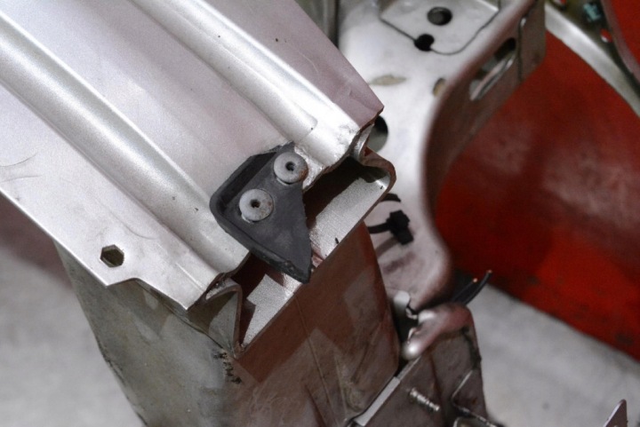 PANNEAU AVANT RENFORCEMENT POUTRE 39035155 OPEL ASTRA V K 1.6 CDTI 136 KM 15-20